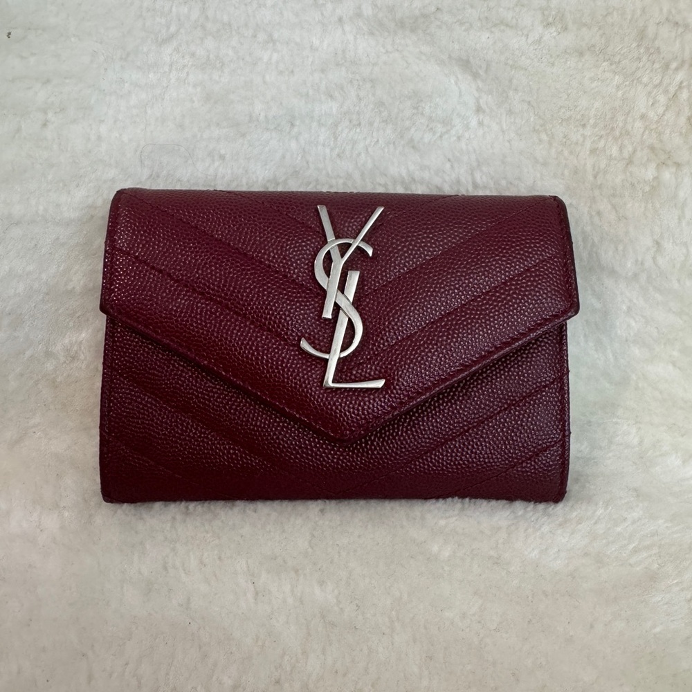 YVES SAINT LAURENT Cassandre Matelasse Envelop Wallet